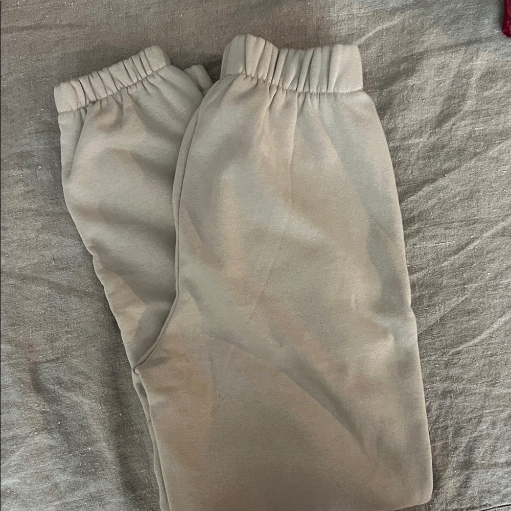 GAP high waisted vintage boyfriend Cream Joggers